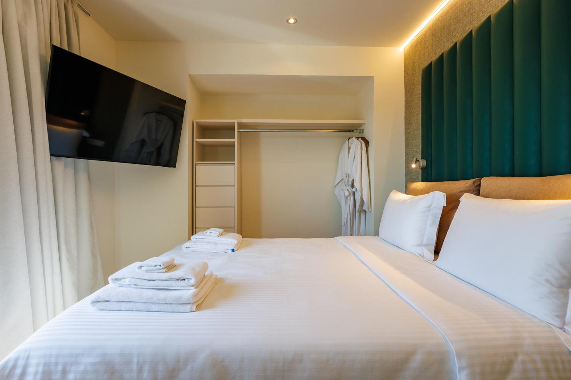 The Palm Suites - Adults Only Limasol Buitenkant foto