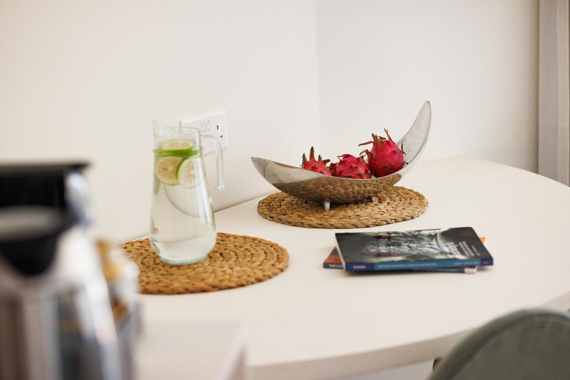 The Palm Suites - Adults Only Limasol Buitenkant foto